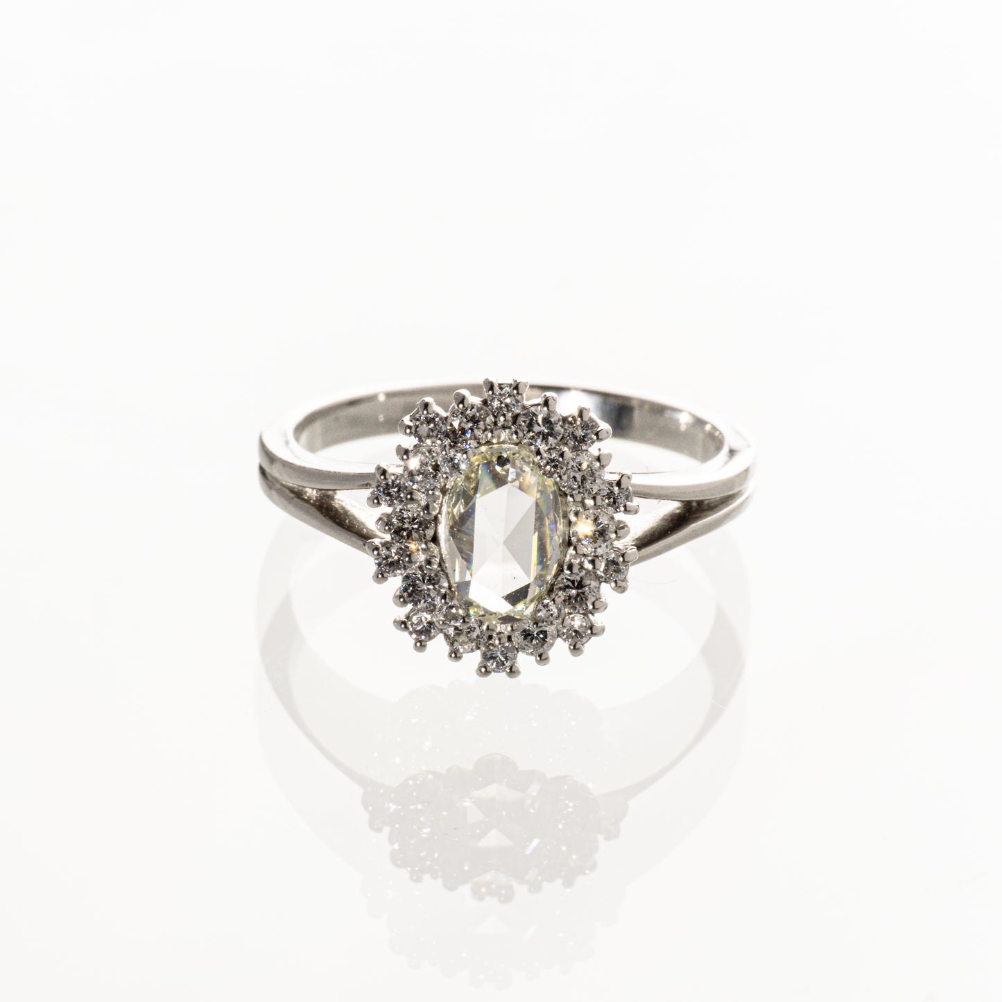 ローズカットダイヤモンド0.63ct メレダイヤモンド0.32ct Pt950 リング
