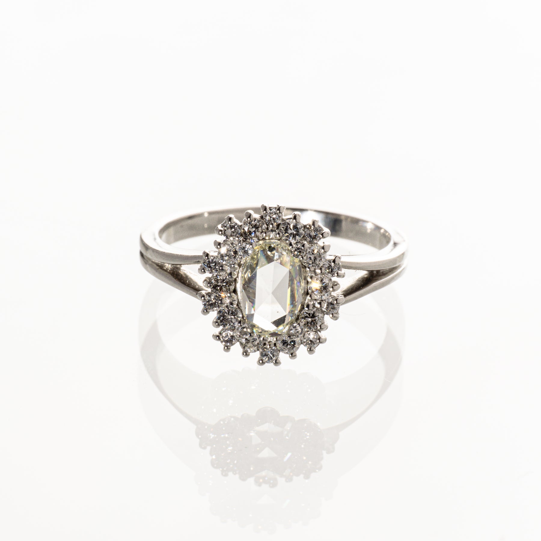 ローズカットダイヤモンド0.63ct メレダイヤモンド0.32ct Pt950 リング
