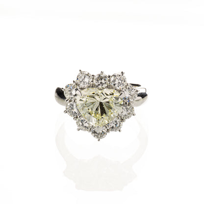 ハートシェイプダイヤモンド3.024ct メレダイヤモンド1.65ct Pt900 リング