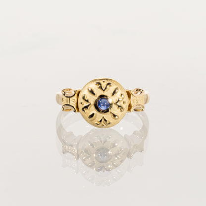 CELINE カボションサファイア0.12ct K18イエローゴールド ロゴモチーフリング