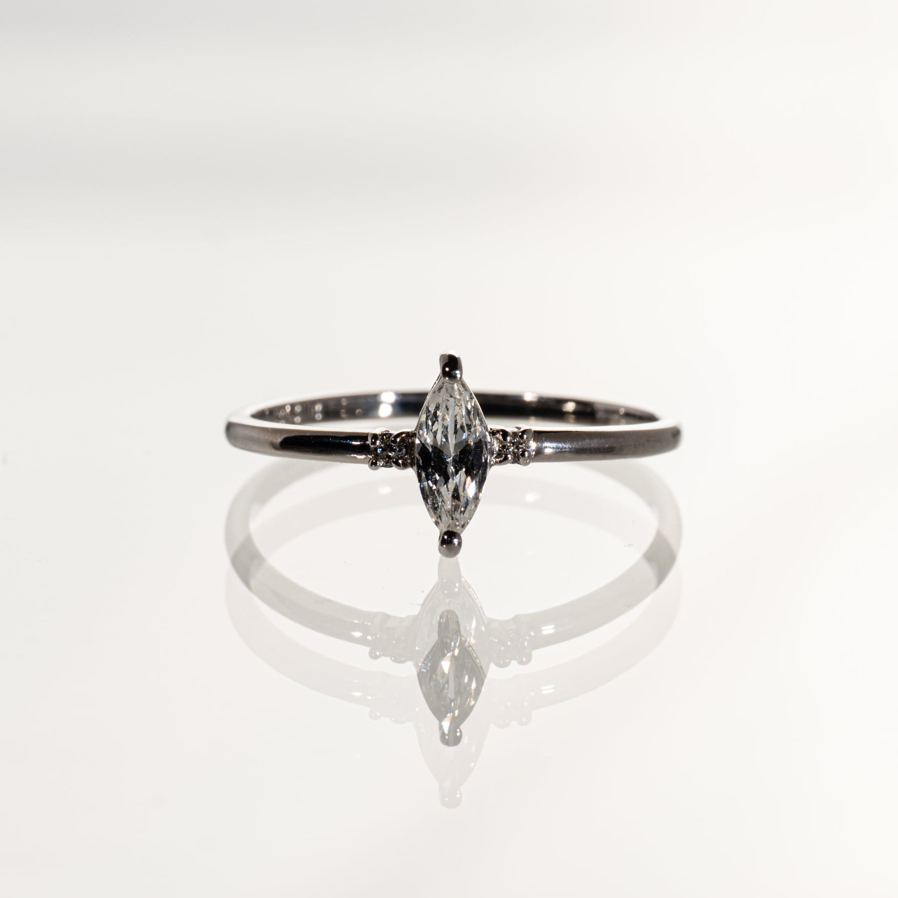 ダイヤモンド0.22ct Pt900 ソリテールリング