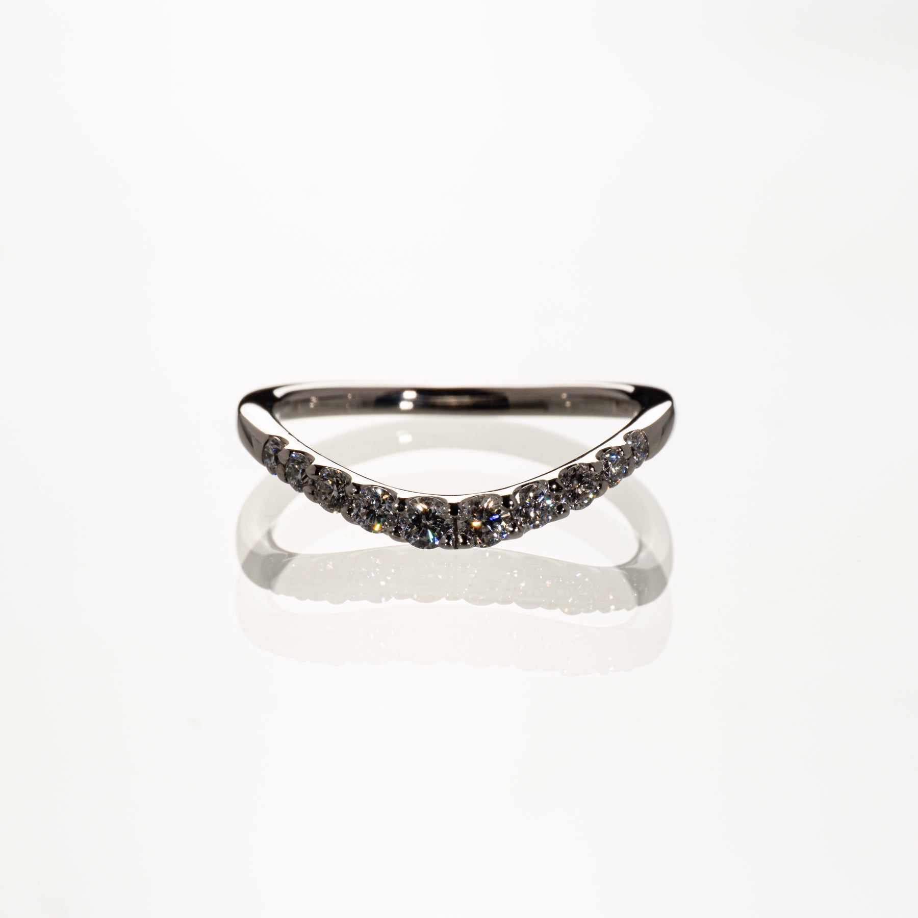 WISP ダイヤモンド0.25ct Pt900 ウェーブハーフエタニティリング