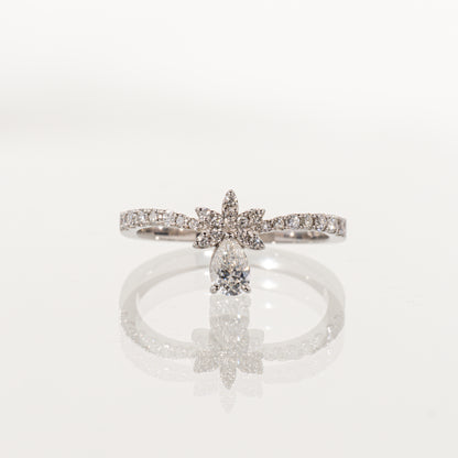ペアシェイプダイヤモンド0.248ct メレダイヤモンド0.20ct Pt950 ウェーブリング