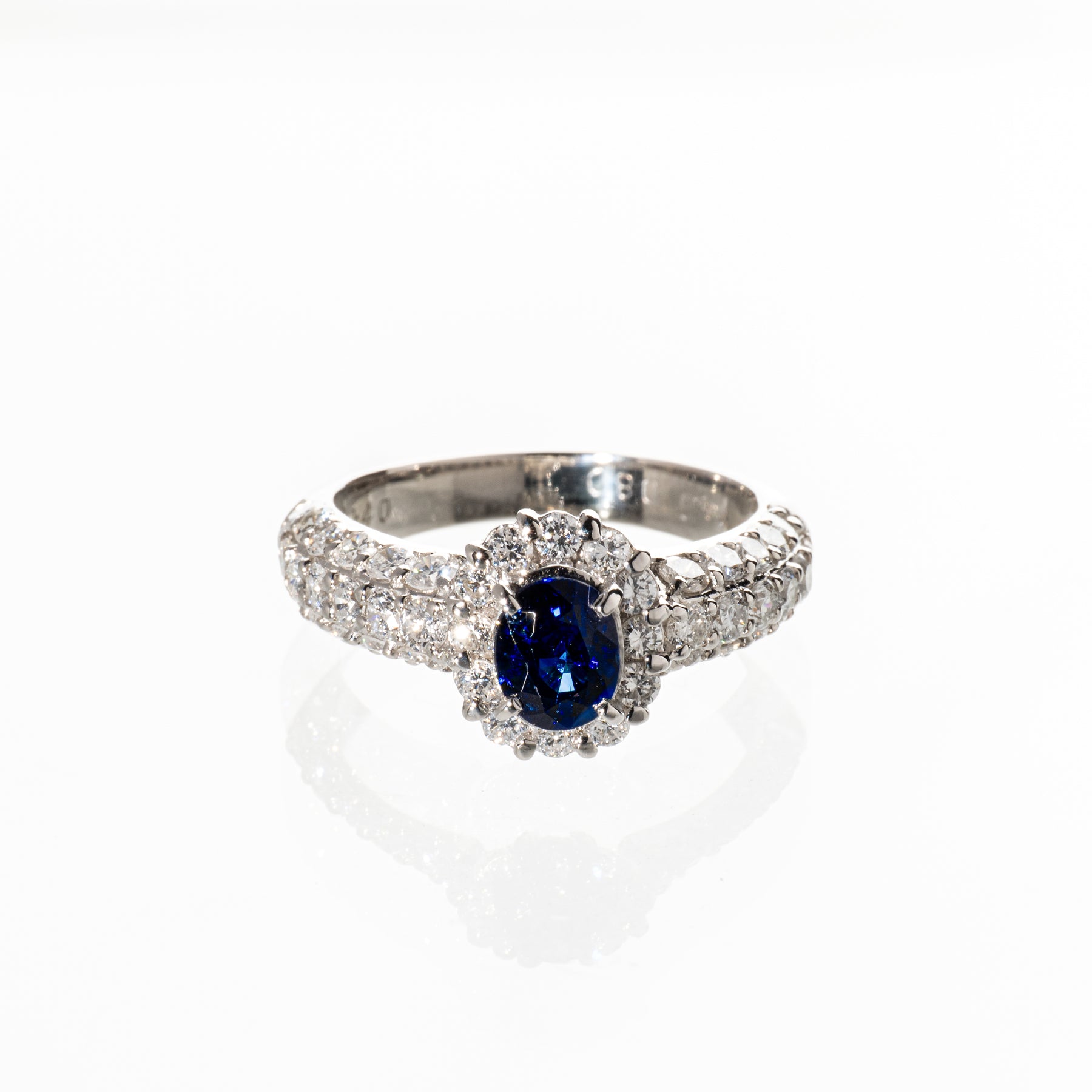 サファイア0.80ct  ダイヤモンド1.40ct Pt900 リング