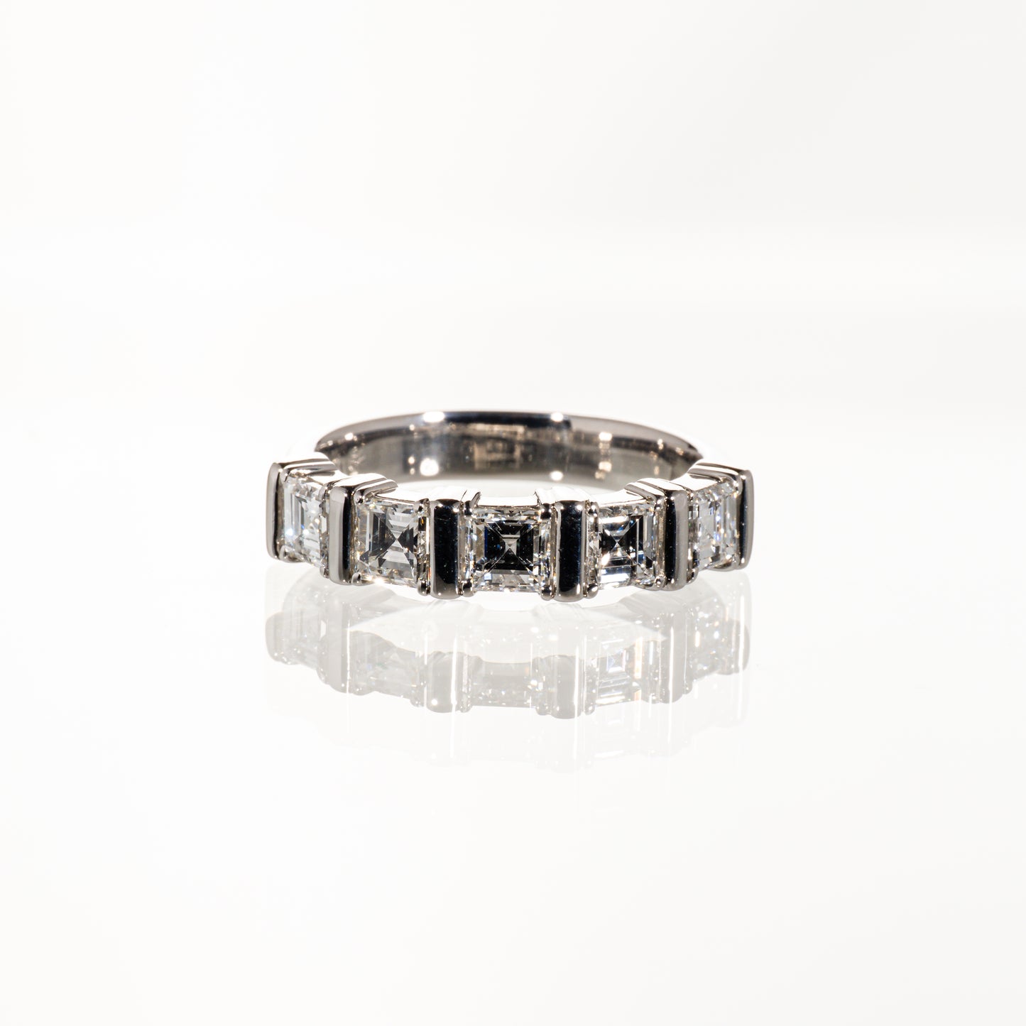 カレイカットダイヤモンド1.52ct Pt900 ハーフエタニティリング