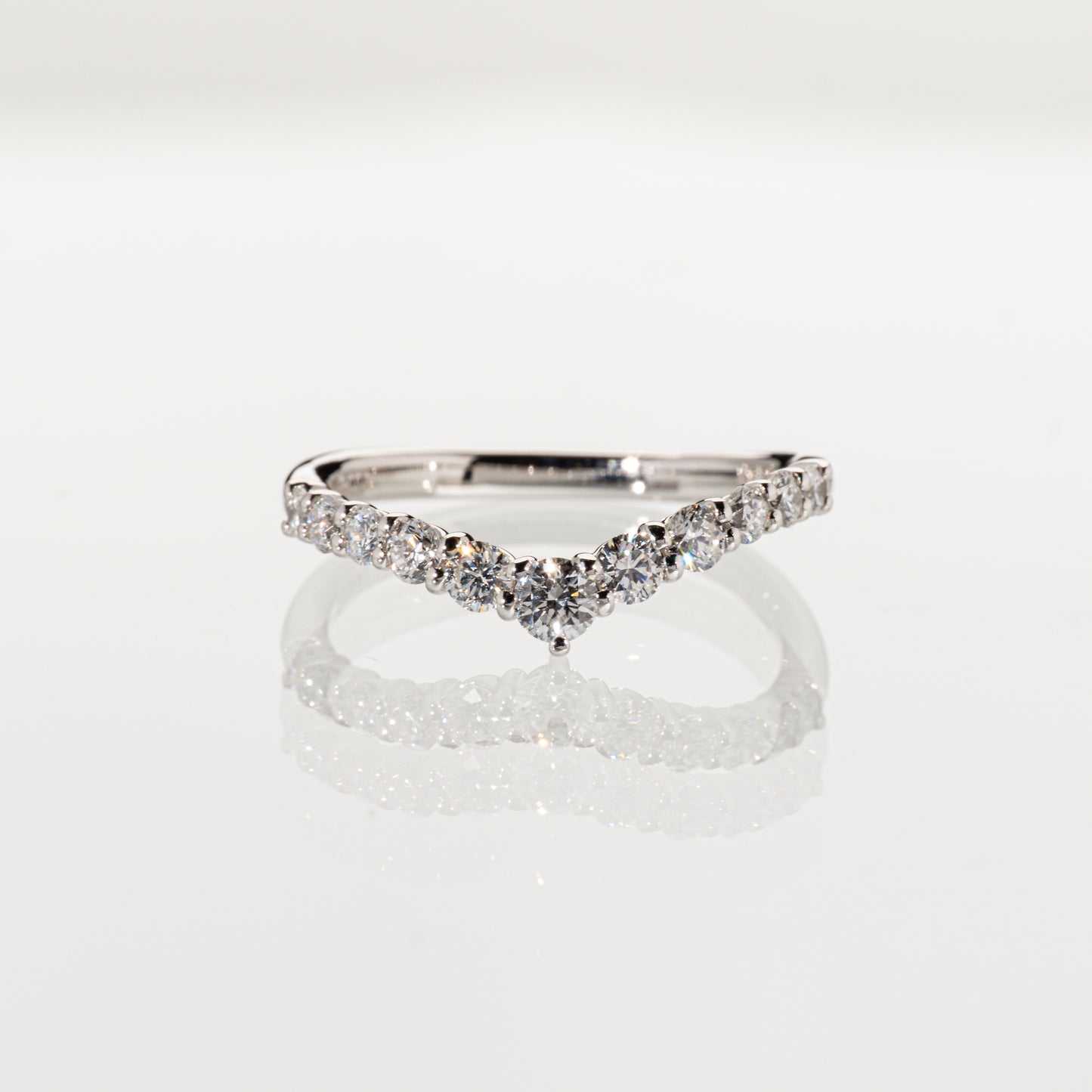 ダイヤモンド0.55ct Pt900 ウェーブハーフエタニティリング
