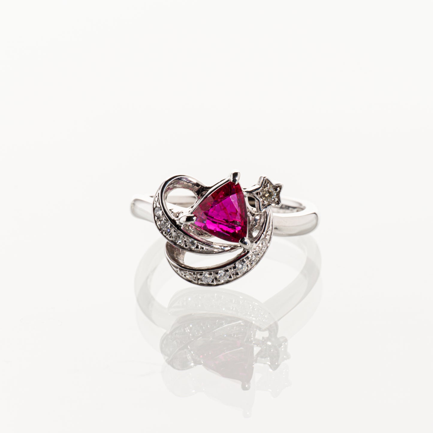 非加熱ルビー0.98ct ダイヤモンド0.09ct Pt900 リング