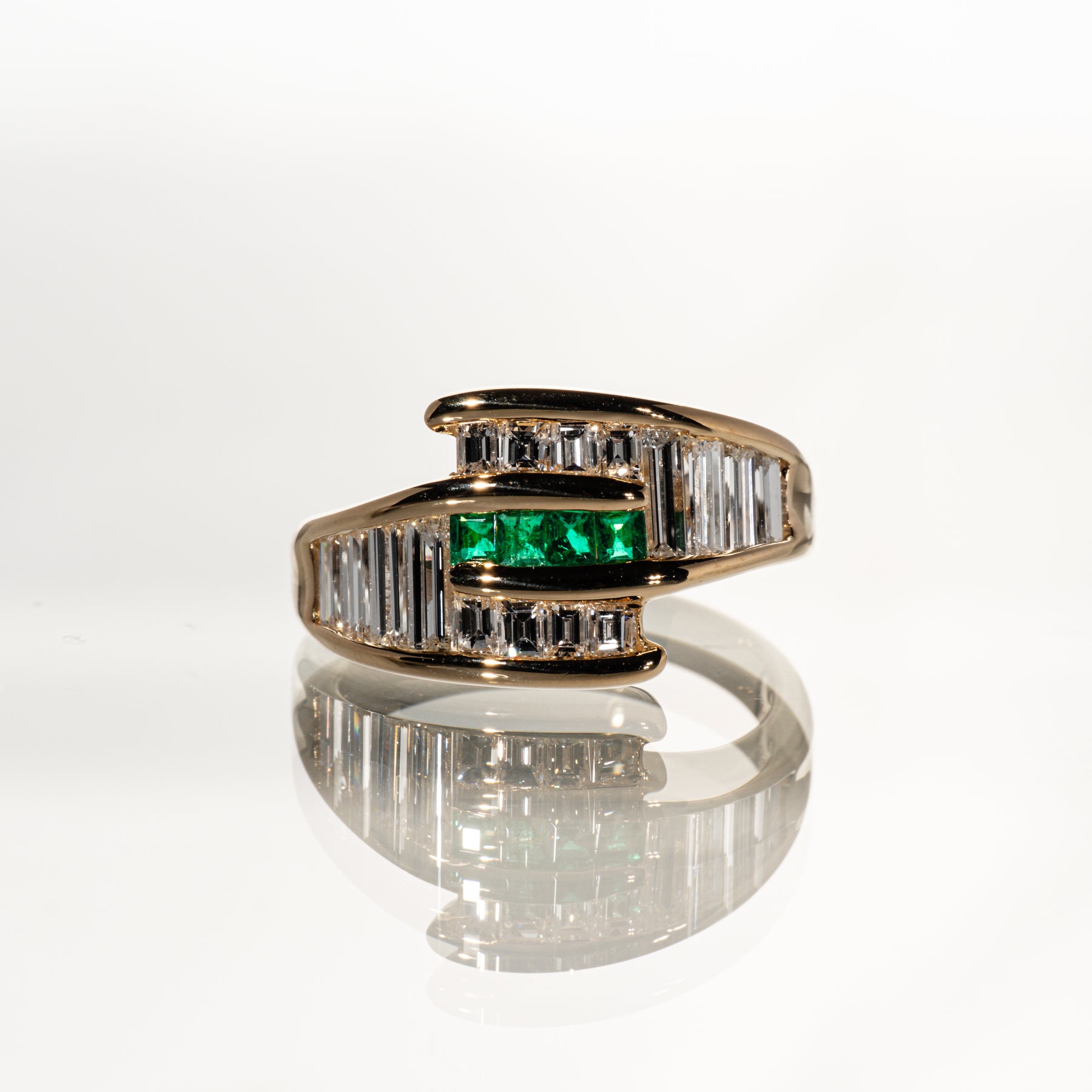 エメラルド0.23ct ダイヤモンド1.70ct K18YG リング