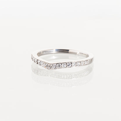 ダイヤモンド0.16ct Pt1000 ウェーブハーフエタニティリング
