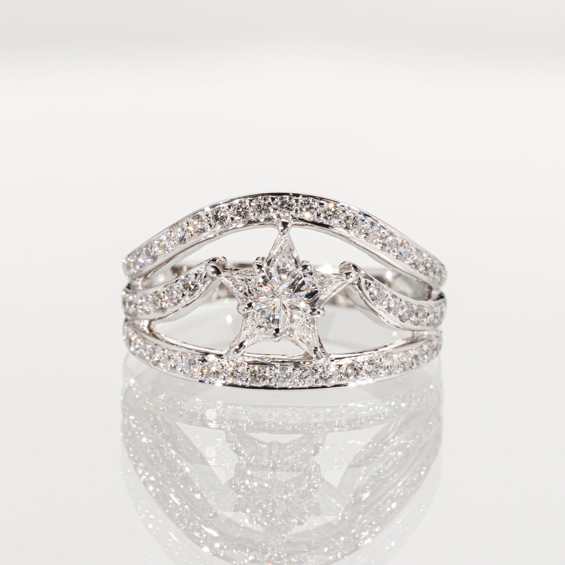 ダイヤモンド1.20ct 750 シューティングスターリング