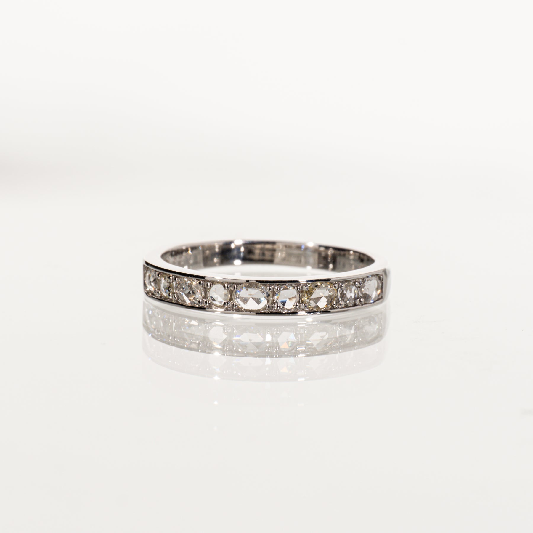 ローズカットダイヤモンド0.25ct Pt950 ハーフエタニティリング