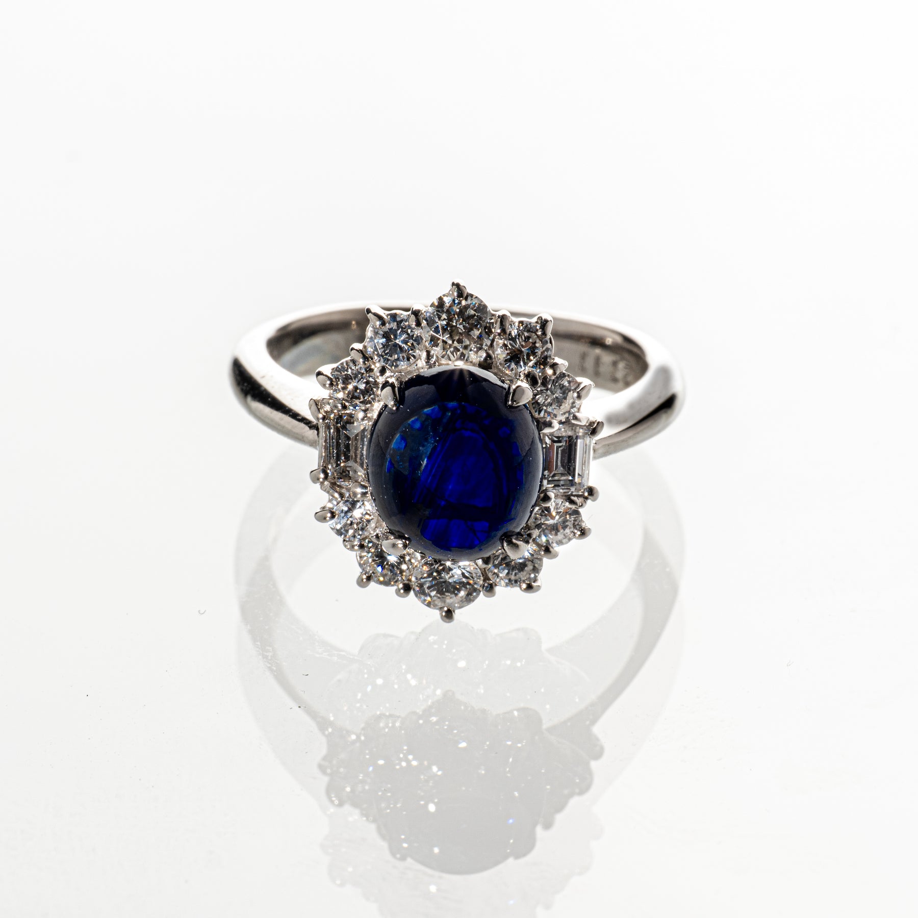 カボションサファイア2.711ct ダイヤモンド0.81ct Pt900 リング