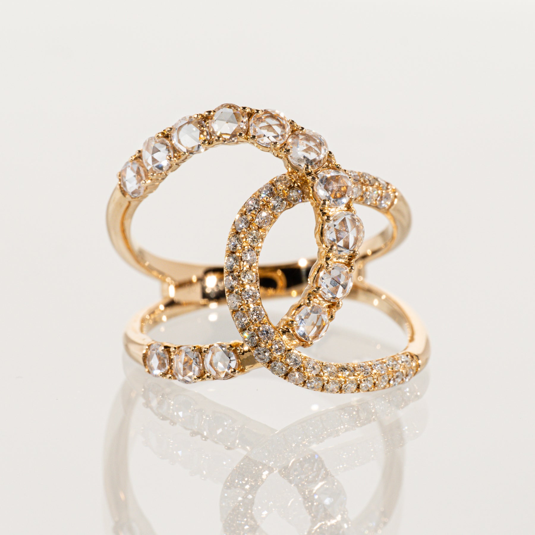 ダイヤモンド1.00ct 750 クロッシングリング