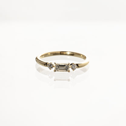 バゲットカットダイヤモンド0.209ct メレダイヤモンド0.07ct K18 リング