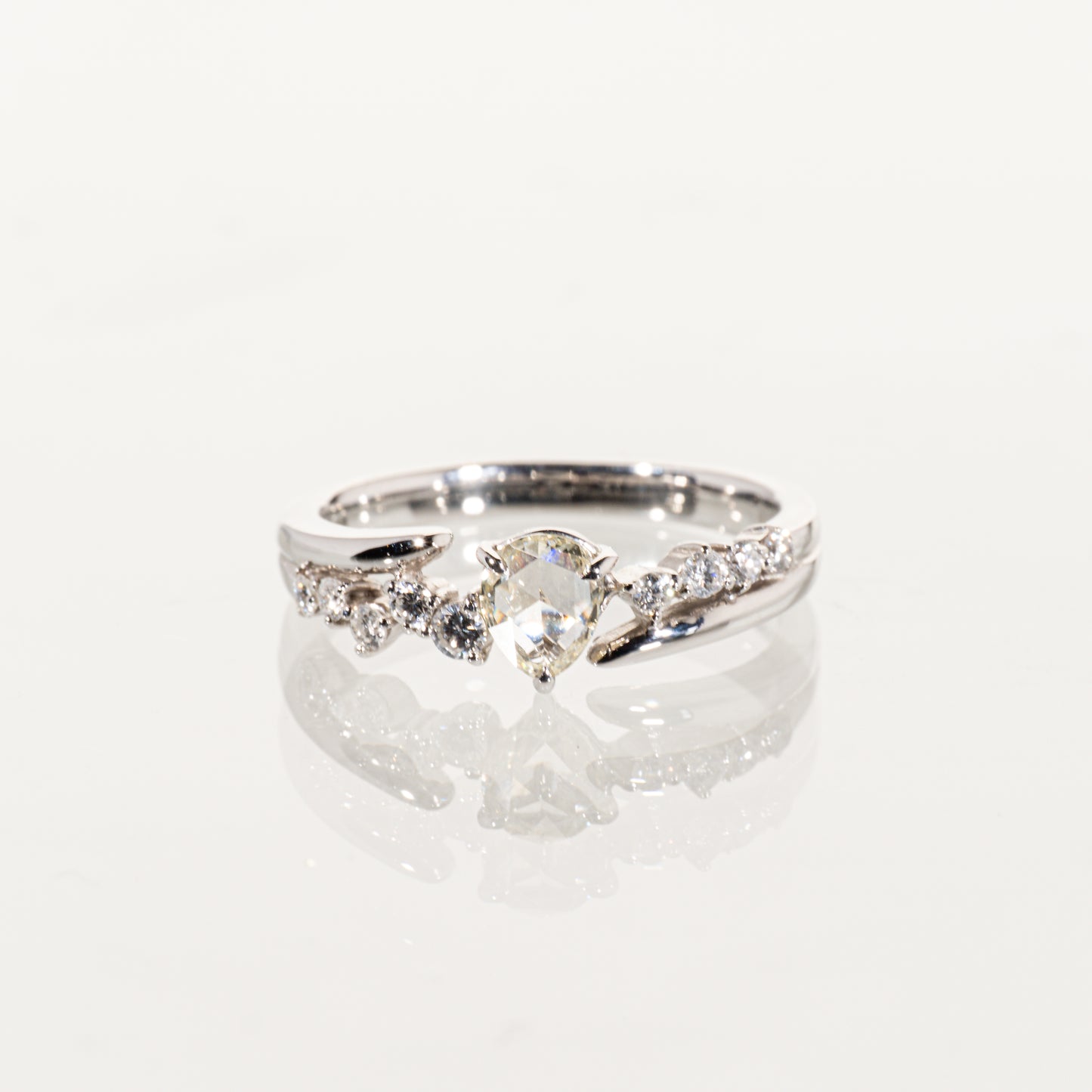 ローズカットダイヤモンド0.38ct メレダイヤモンド0.18ct Pt950 リング