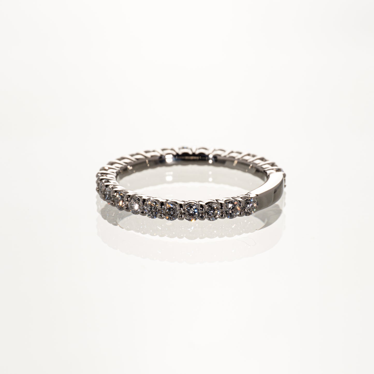 ダイヤモンド0.80ct Pt900 エタニティリング