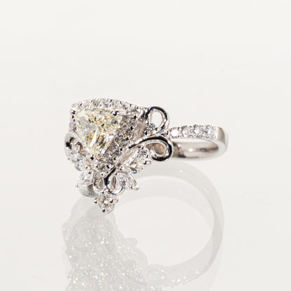 イエローダイヤモンド1.056ct ダイヤモンド0.72ct Pt900 リング