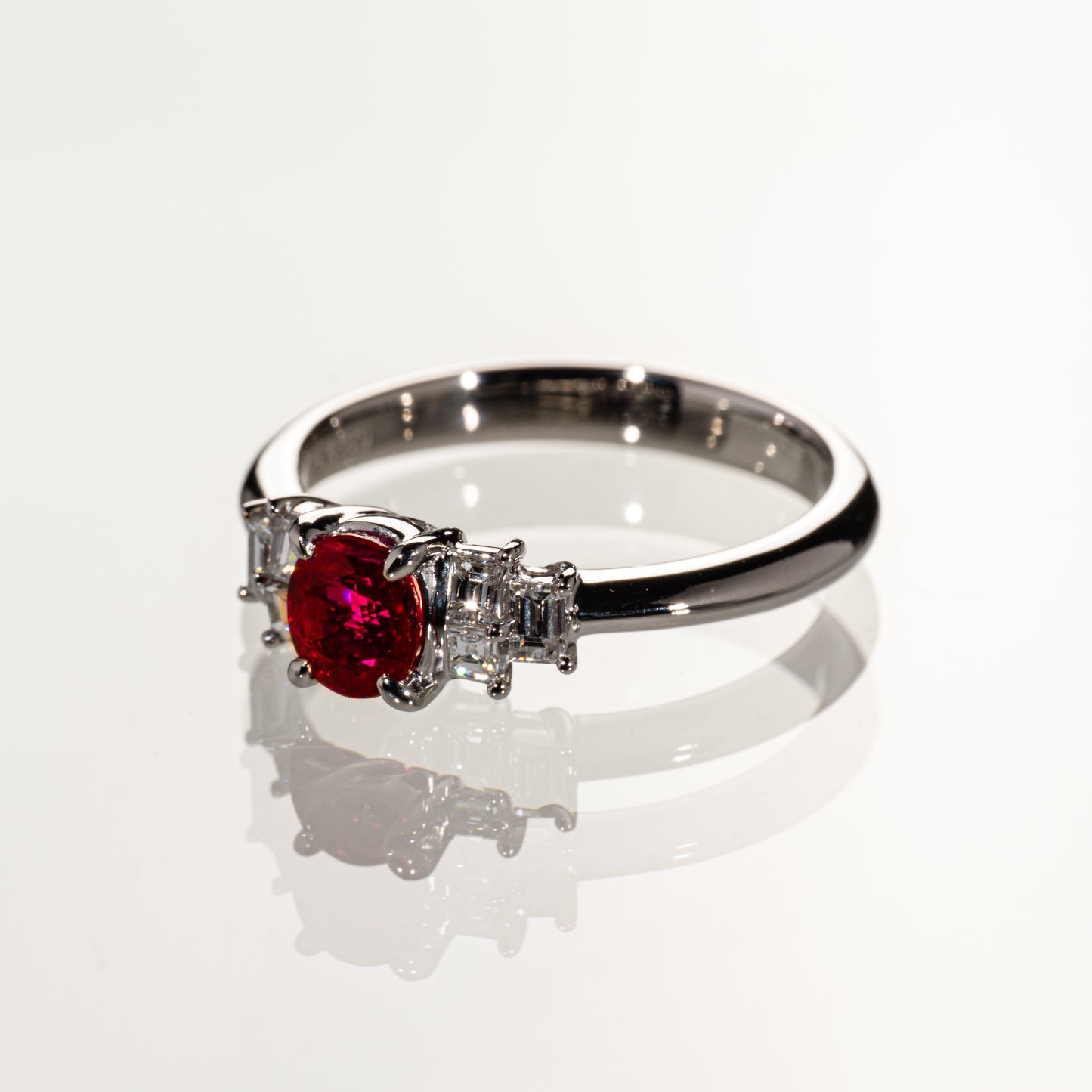 ルビー0.72ct ダイヤモンド0.26ct Pt900 リング