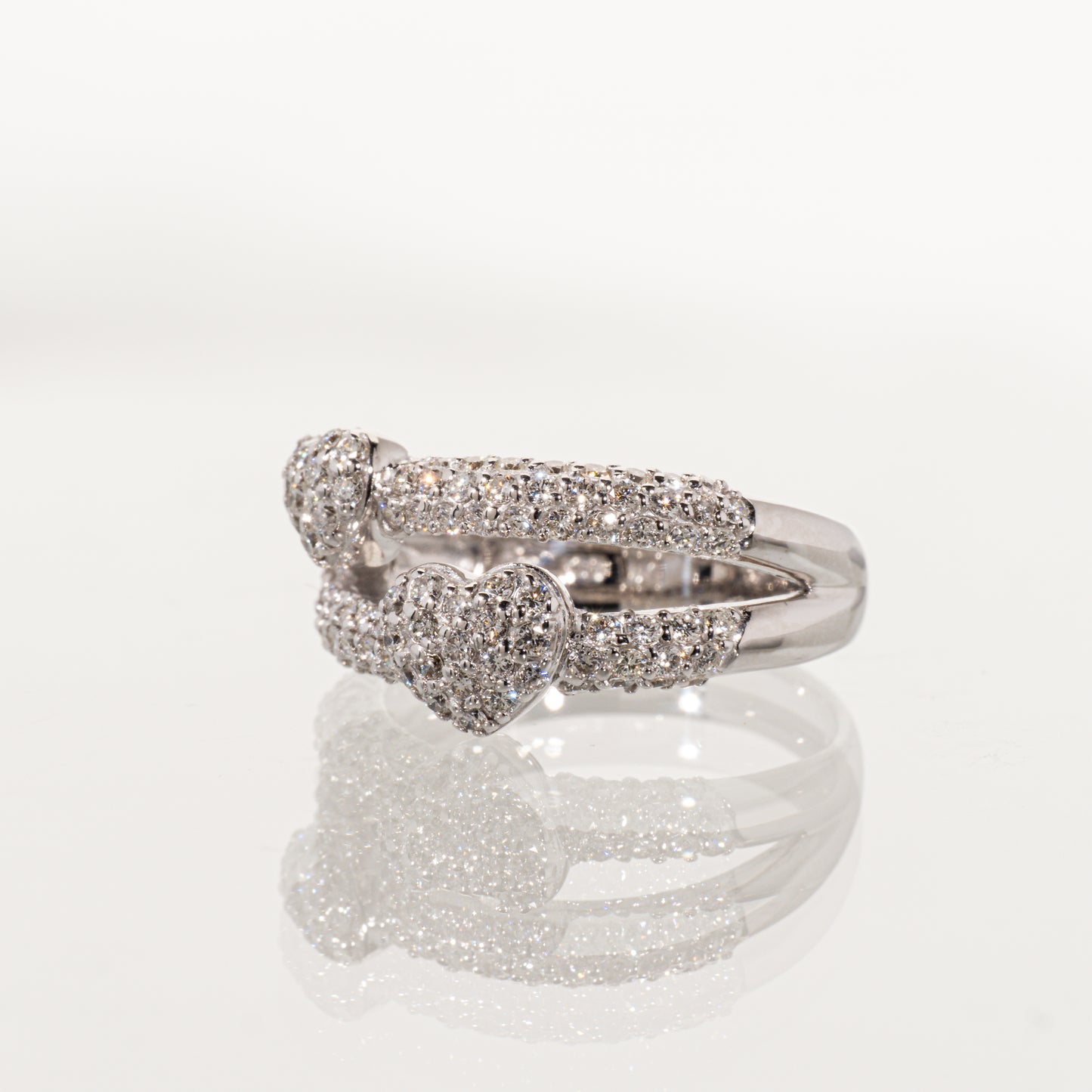 Ponte Vecchio ダイヤモンド0.90ct K18WG パヴェハートリング