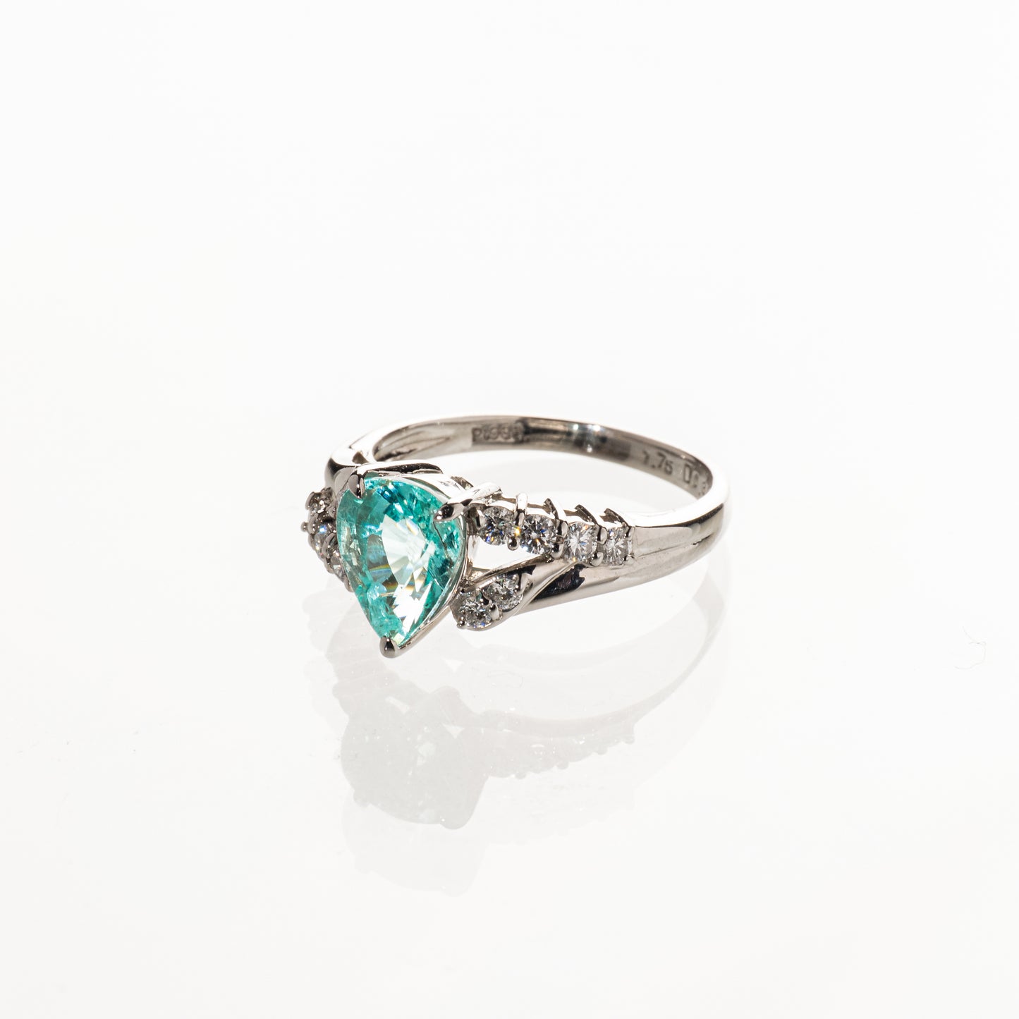 パライバトルマリン1.75ct ダイヤモンド0.30ct Pt900 リング