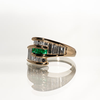エメラルド0.23ct ダイヤモンド1.70ct K18YG リング