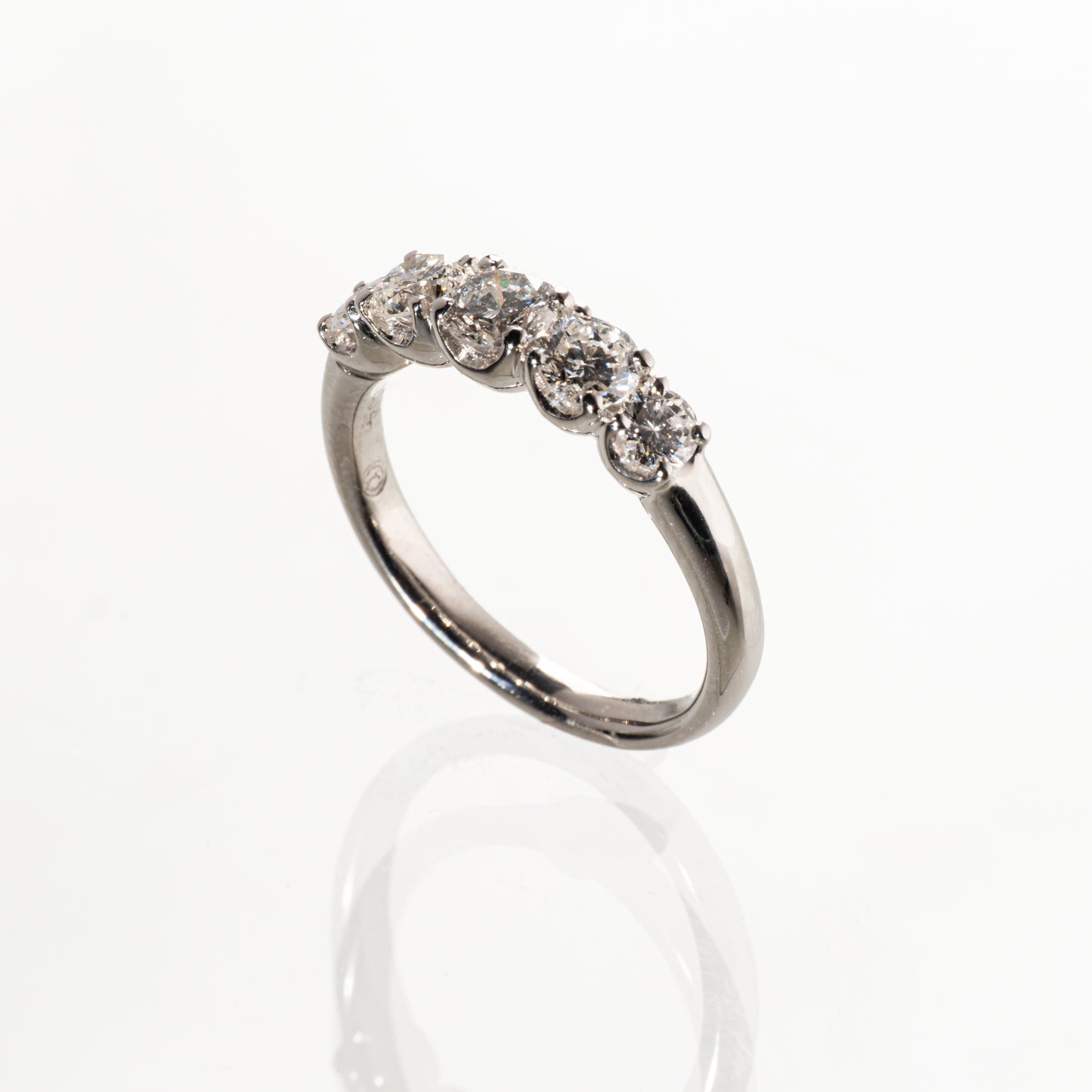 ダイヤモンド1.04ct Pt900 ハーフエタニティリング