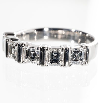 カレイカットダイヤモンド1.52ct Pt900 ハーフエタニティリング
