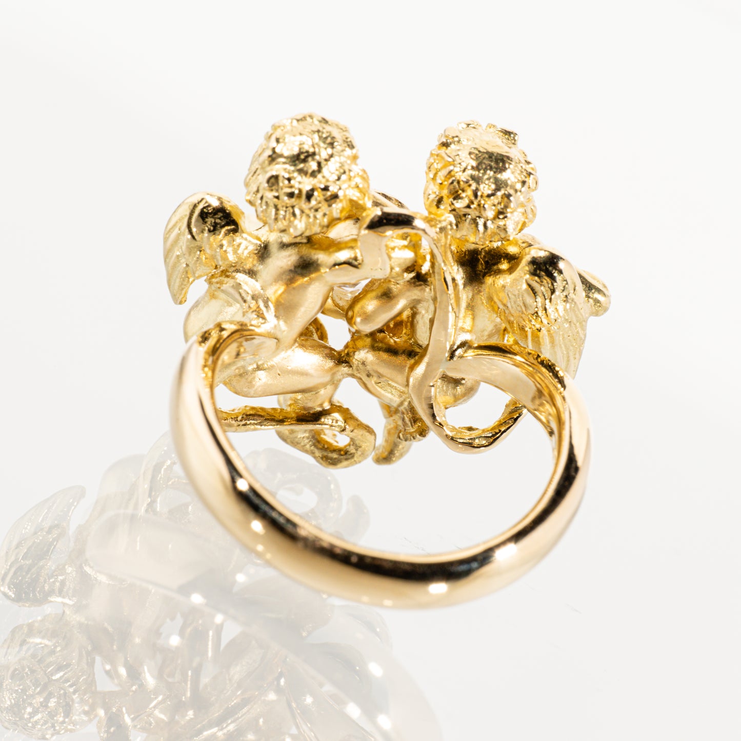 オーバルシェイプダイヤモンド0.50ct K18 エンジェルリング