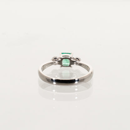 エメラルド0.35ct ダイヤモンド0.20ct Pt900 リング