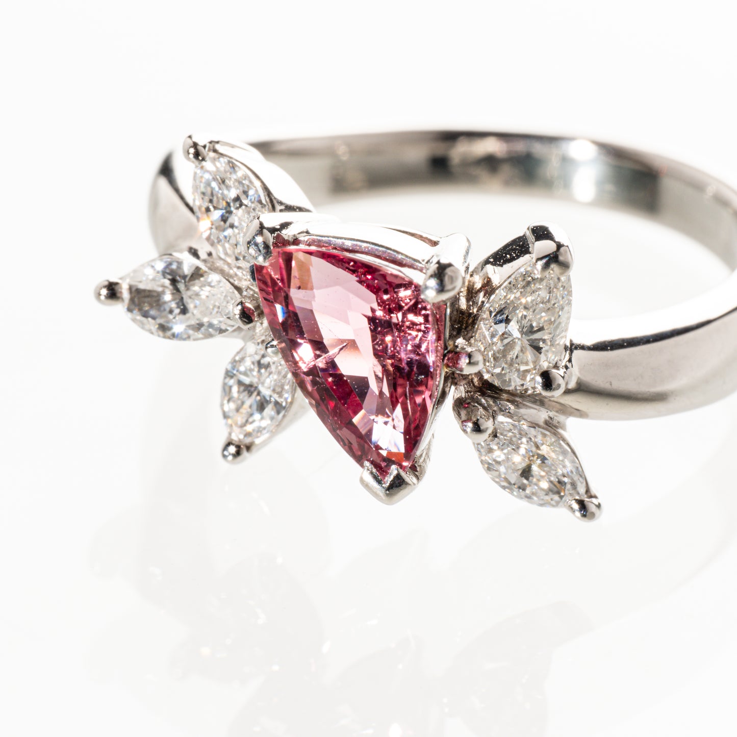 非加熱パパラチアサファイア1.26ct ダイヤモンド0.62ct Pt900 リング