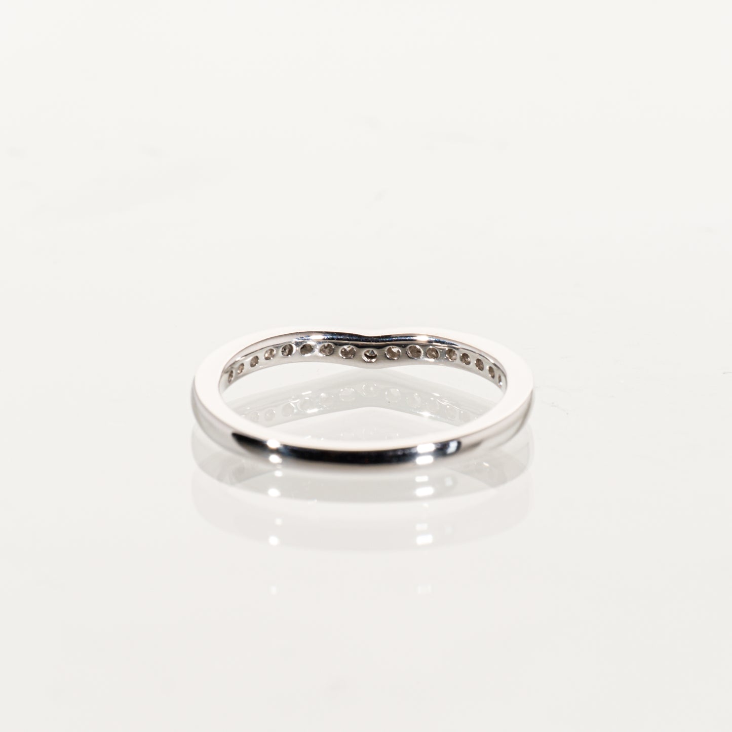 ダイヤモンド0.16ct Pt1000 ウェーブハーフエタニティリング