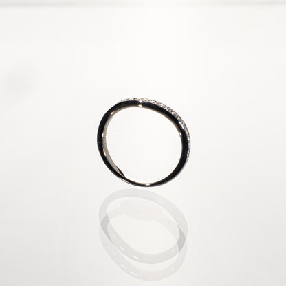ダイヤモンド0.15ct Pt950 ウェーブハーフエタニティリング