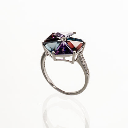 マルチカラーストーン4.67ct ダイヤモンド0.16ct K18WG カクテルリング