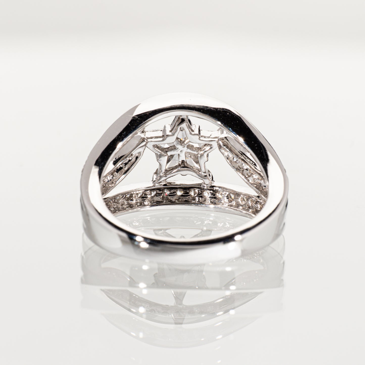 ダイヤモンド1.20ct 750 シューティングスターリング