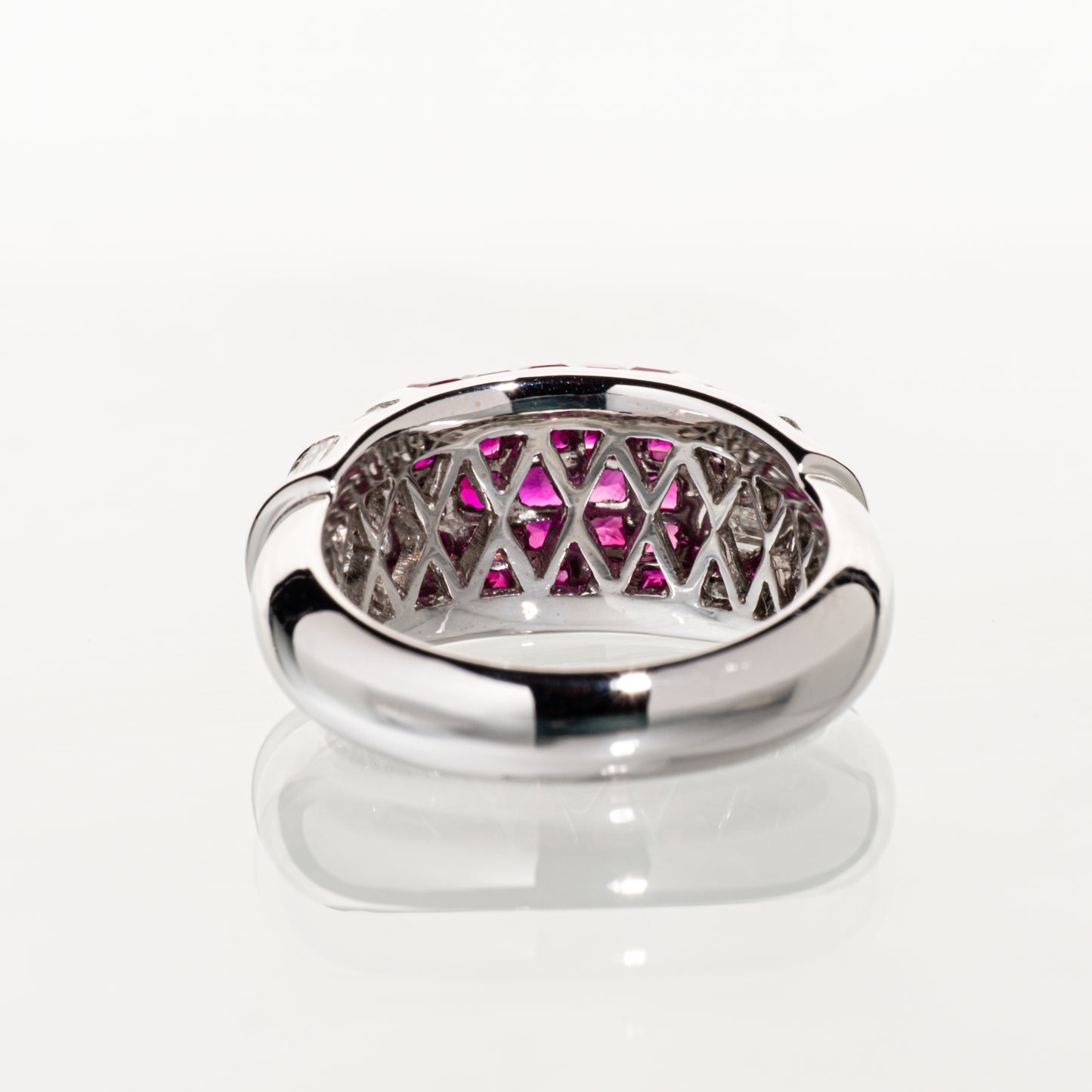 ルビー3.03ct ダイヤモンド0.80ct K18WG ミステリーセッティングリング