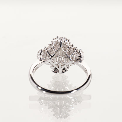 ダイヤモンド0.80ct K18WG クロスシルエットリング