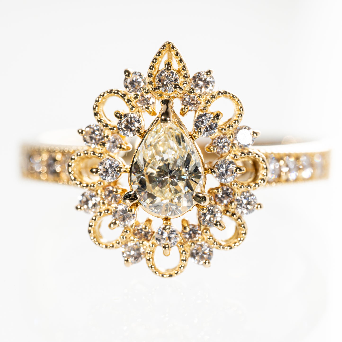 イエローダイヤモンド0.411ct メレダイヤモンド0.34ct K18 リング