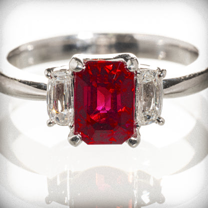 ビルマ産ピジョンブラッドルビー2.02ct ダイヤモンド0.29ct Pt900 リング