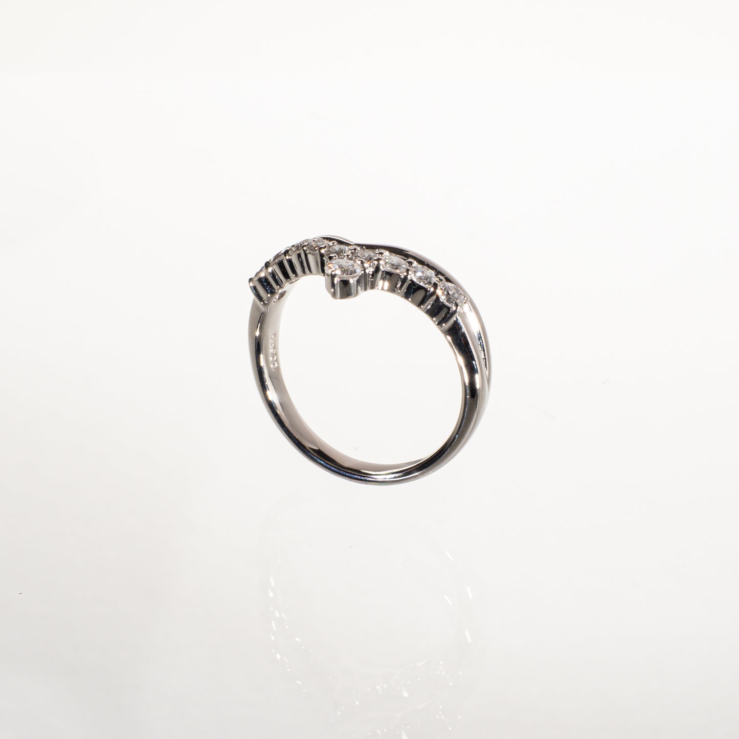 ダイヤモンド0.50ct Pt900 ウェーブリング