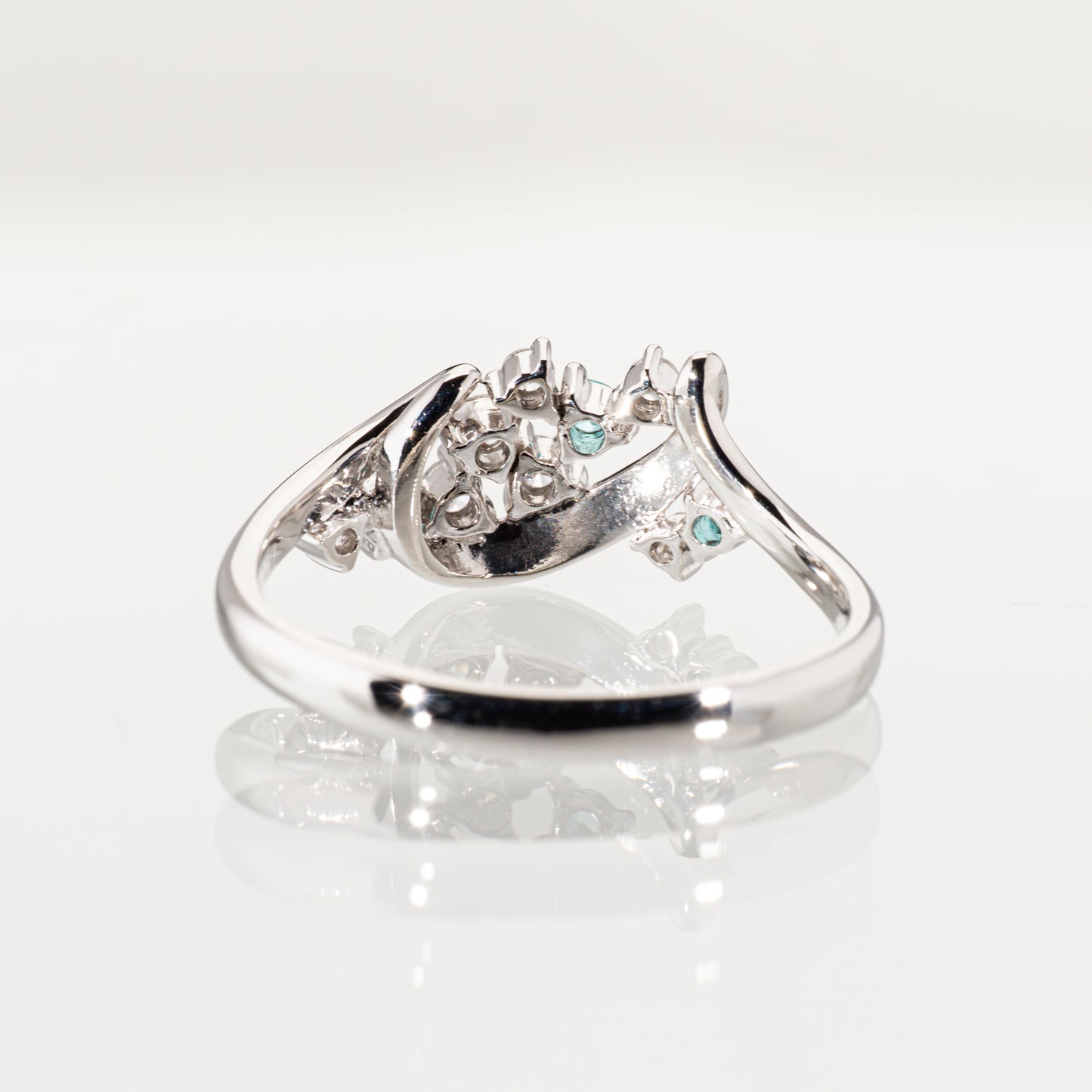 ブラジル産 パライバトルマリン0.08ct ダイヤモンド0.15ct Pt900 リング