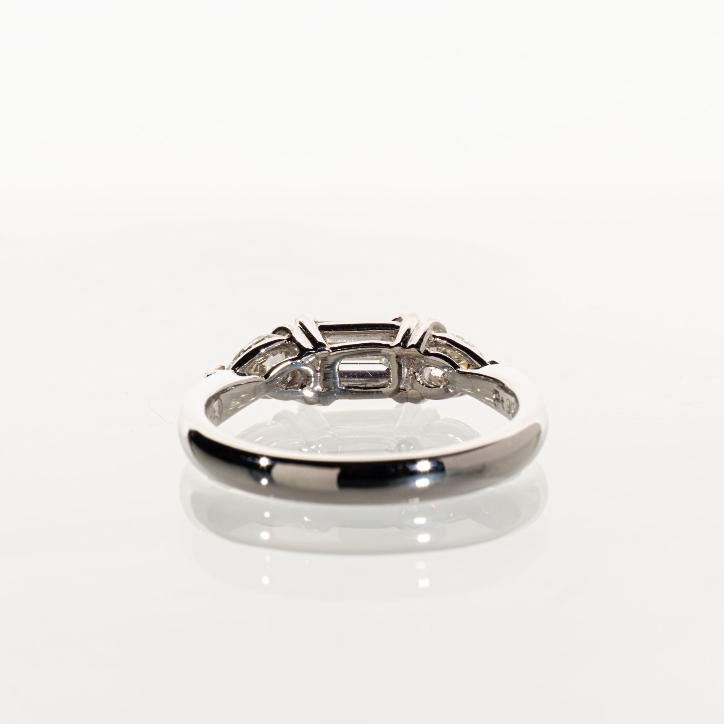 エメラルドカットダイヤモンド0.509ct ペアシェイプダイヤモンド0.54ct Pt900 リング