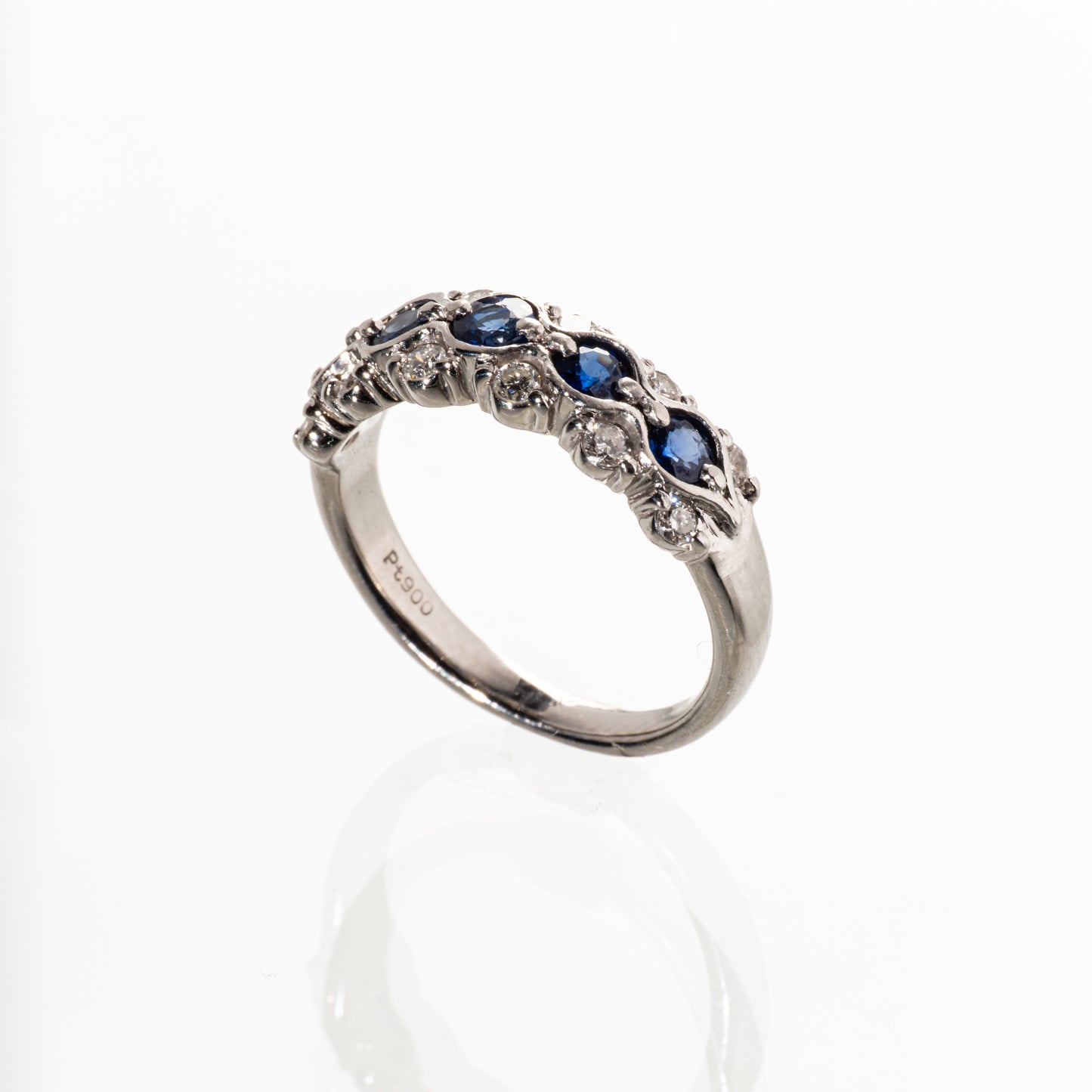 サファイア0.63ct ダイヤモンド0.26ct Pt900 リング