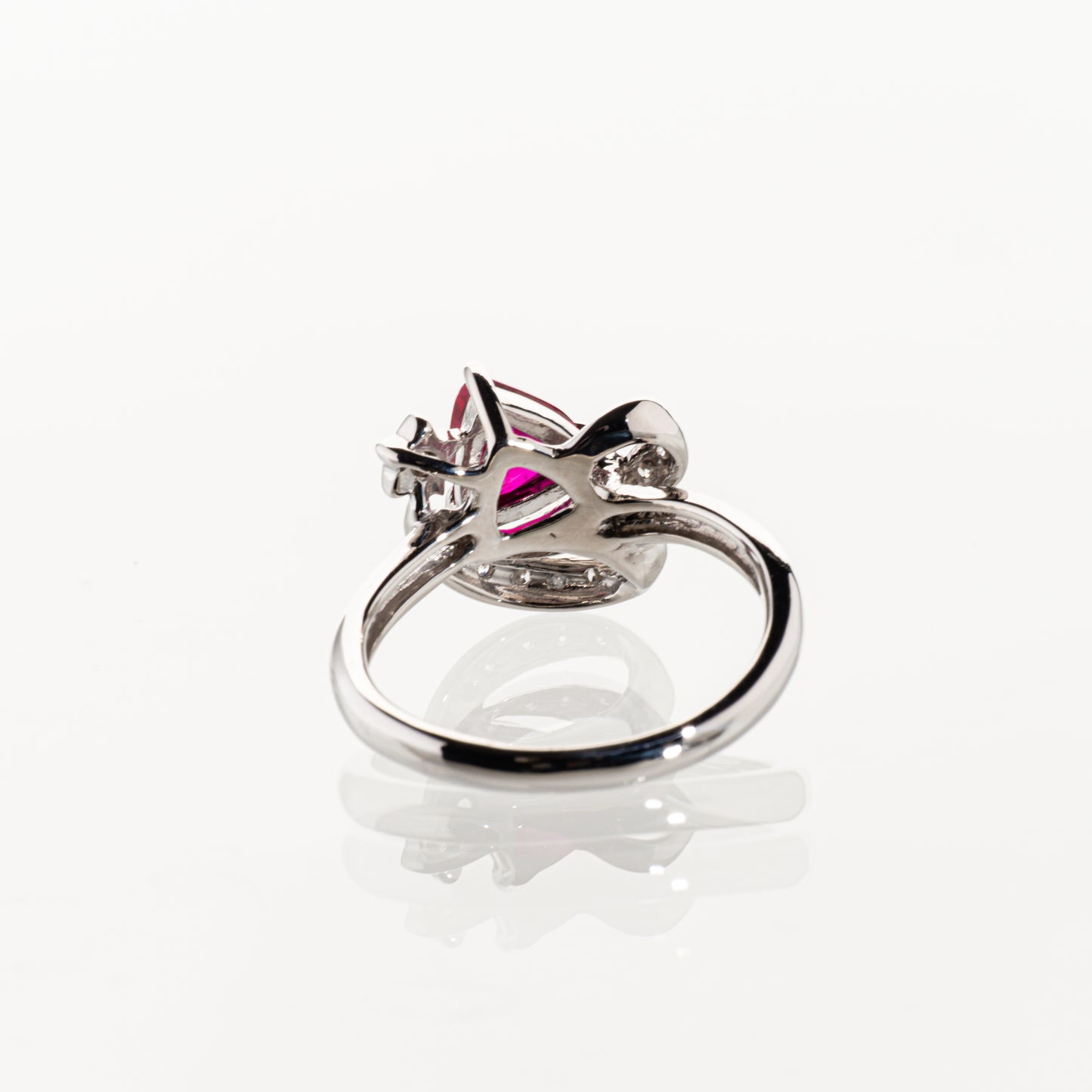 非加熱ルビー0.98ct ダイヤモンド0.09ct Pt900 リング