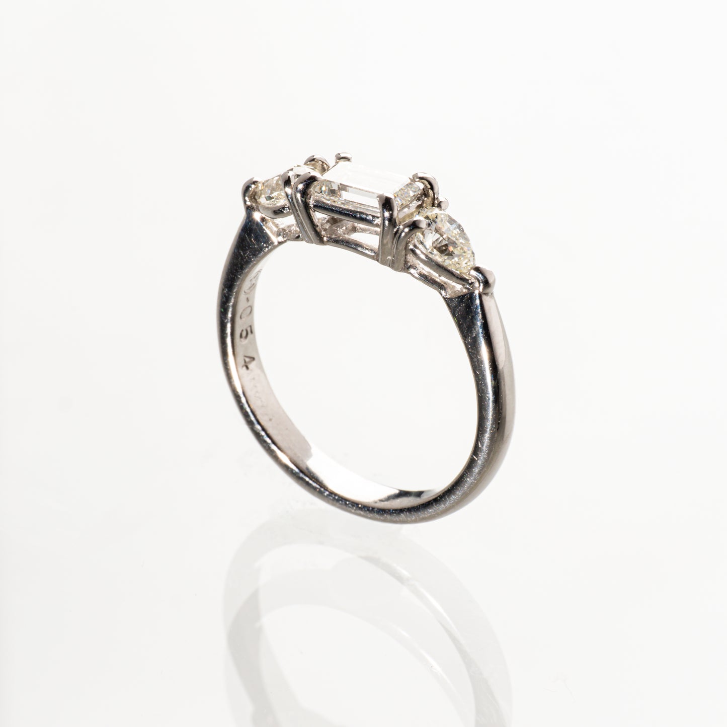 エメラルドカットダイヤモンド0.509ct ペアシェイプダイヤモンド0.54ct Pt900 リング