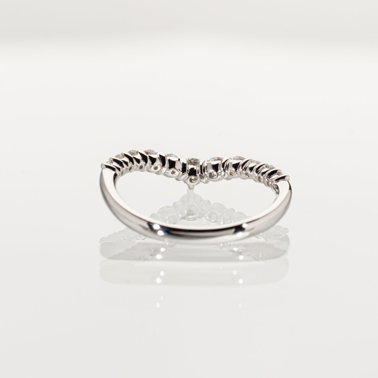 ダイヤモンド0.55ct Pt900 ウェーブハーフエタニティリング