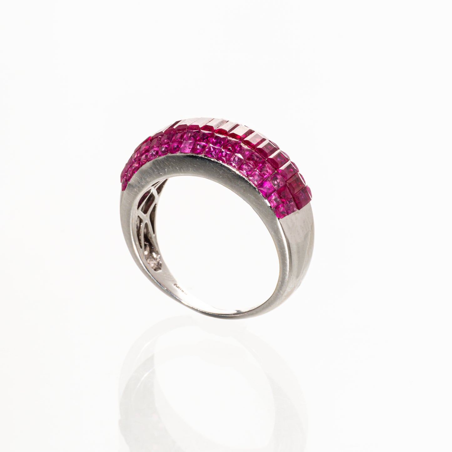 ルビー3.20ct K18WG ミステリーリング