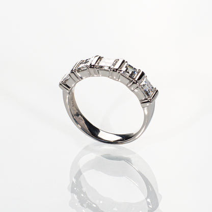 カレイカットダイヤモンド1.52ct Pt900 ハーフエタニティリング