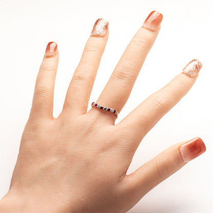 ルビー0.25ct ダイヤモンド0.28ct Pt900 ハーフエタニティリング