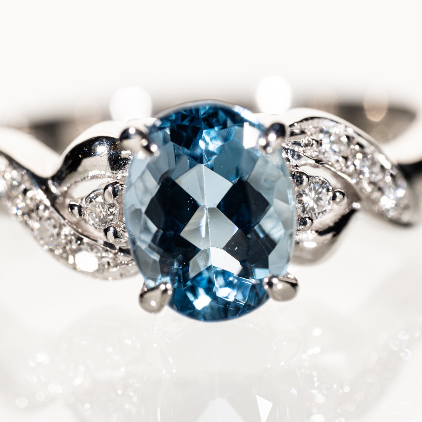 アクアマリン1.22ct ダイヤモンド0.274ct Pt900 リング