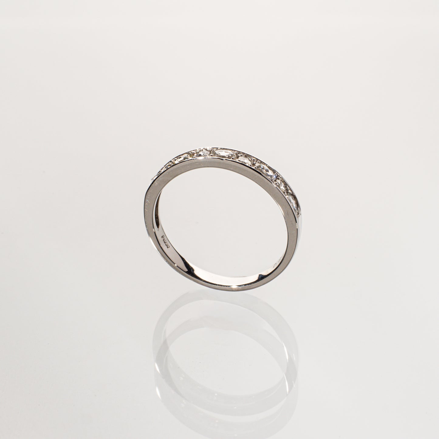 ローズカットダイヤモンド0.25ct Pt950 ハーフエタニティリング